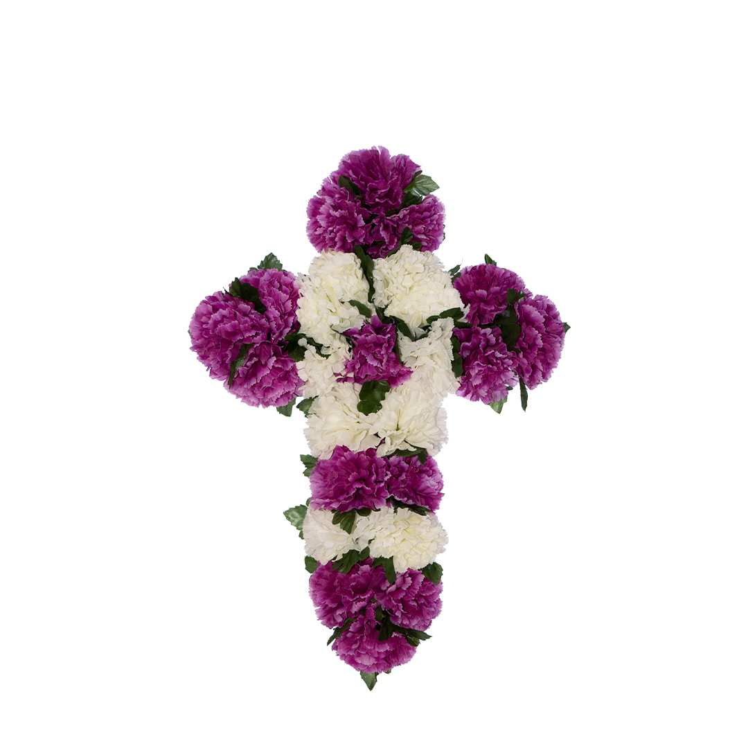 Σταυρός για μνήμα με πλαστικά λουλούδια από μωβ και άσπρα Γαρύφαλλα σε πλαστική βάση