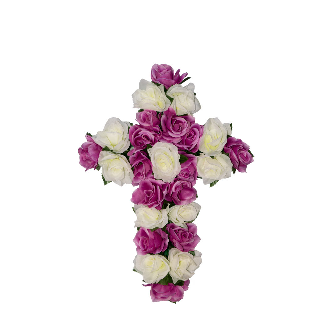 Σταυρός με ψεύτικα λουλούδια για το μνήμα από μωβ και άσπρο Τριαντάφυλλο σε πλαστική βάση